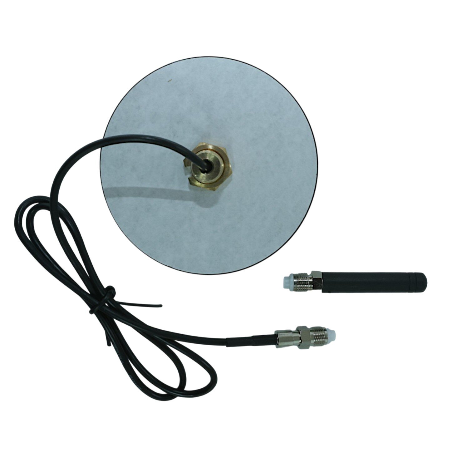 Größenvergleich: flache Patch-Antenne und kurze Stub-Antenne nebeneinander.