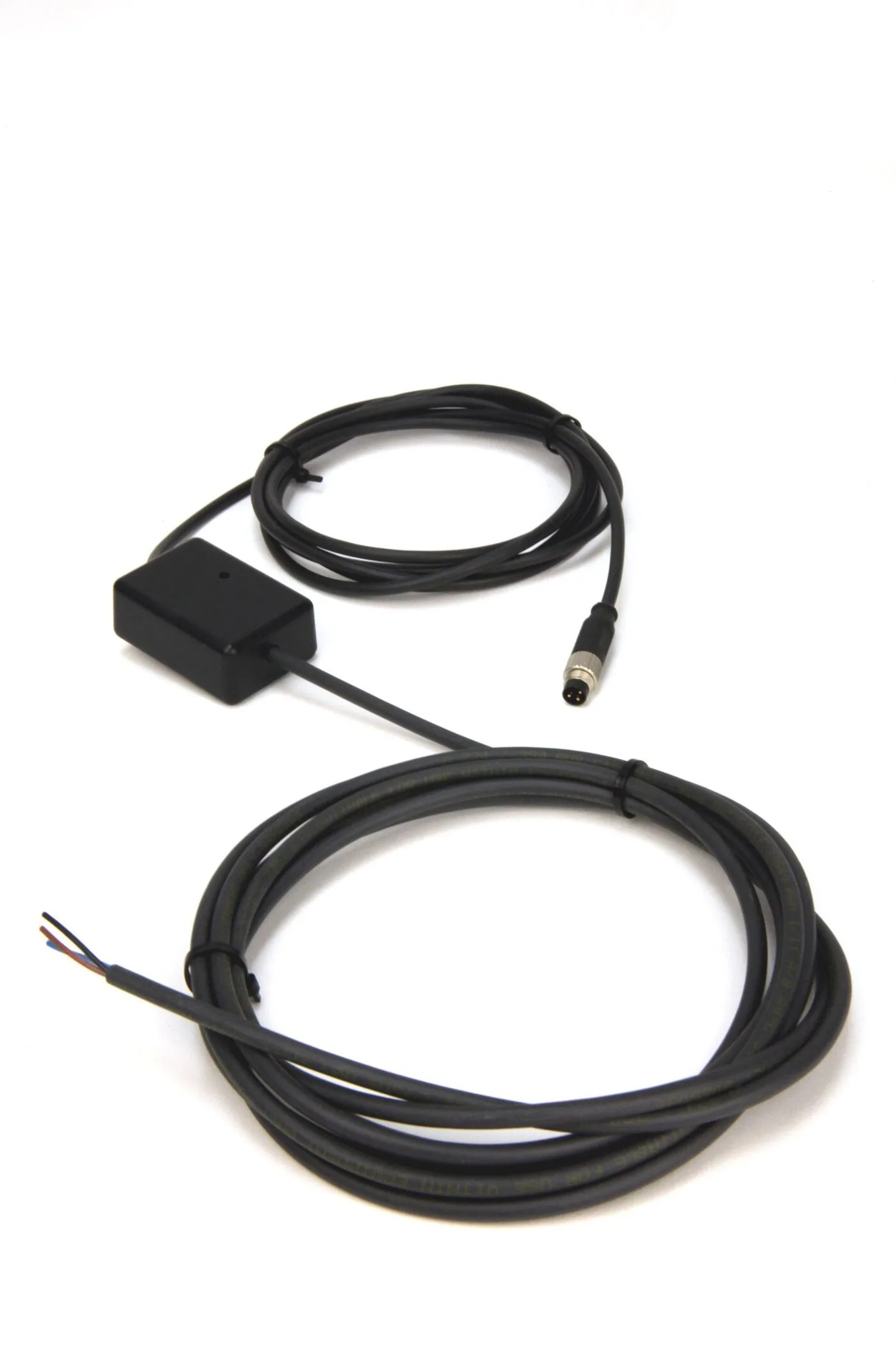 Frequenz-/Pulszähler Typ 0330 mit Stecker und Anschlusskabel